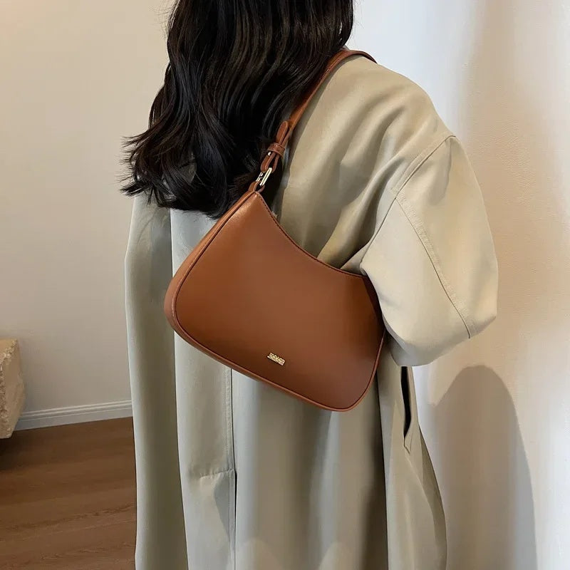 Red Leather Crossbody Underarm Bag – Luxury Designer Style for Women